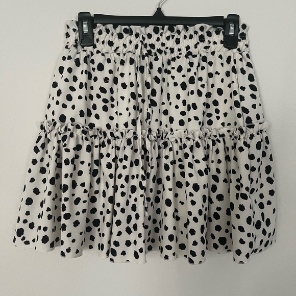 Skirts Stylish Black And White Polka Dot Skirt Poshmark — free download